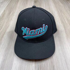 Miami New Era Formula 1 Heat NBA City Edition 9Fifty Unisex Snapback Black Hat